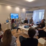 Подршка младима у процесу осамостаљивања: анализа потенцијалних системских решења